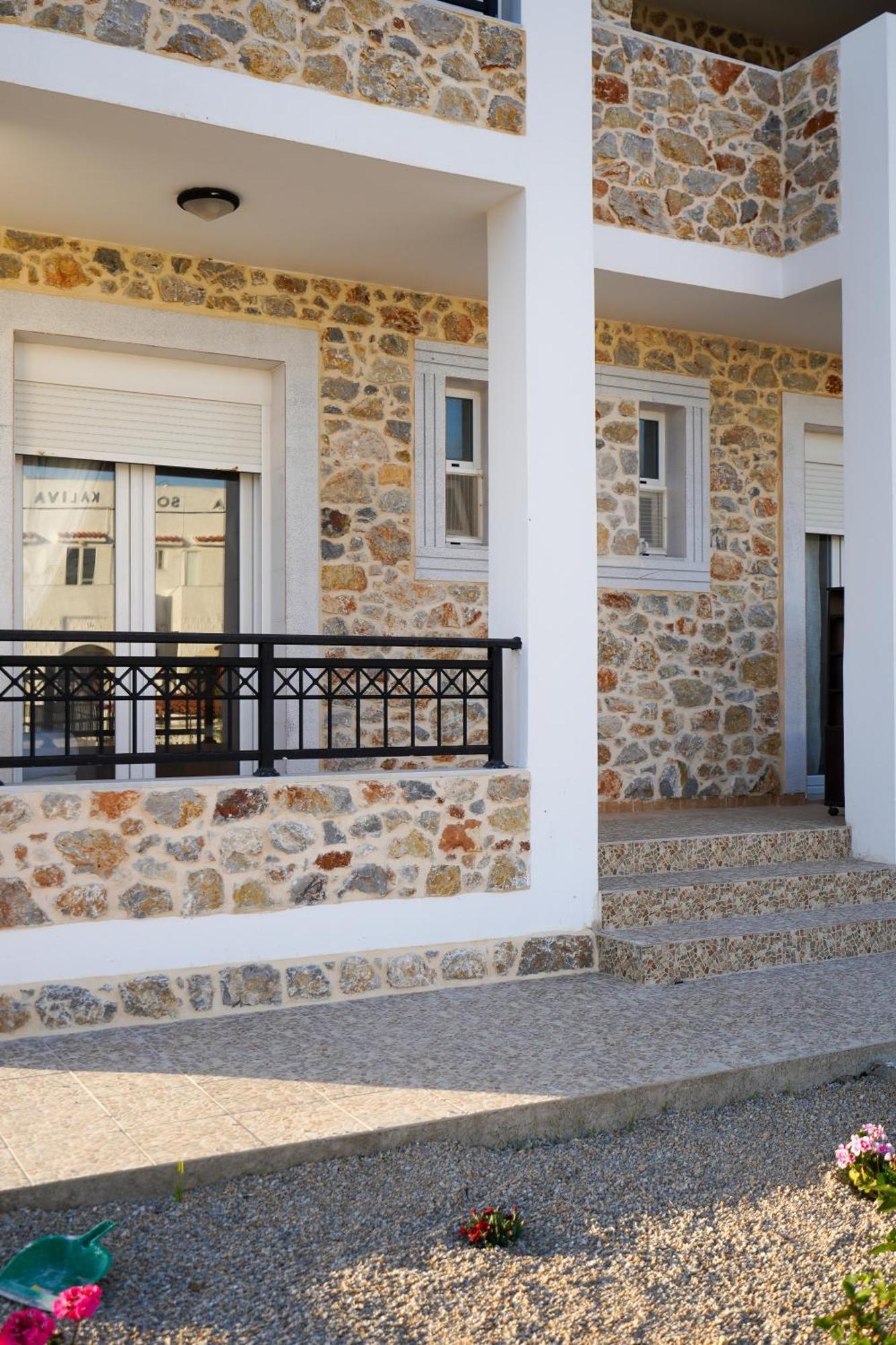 Katerinas Garden Apartment *